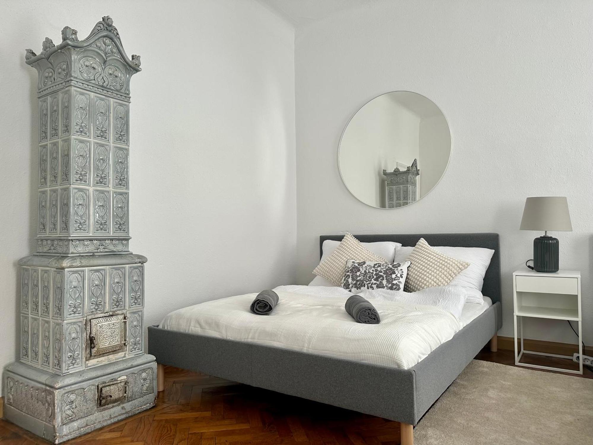 Spacious Apartment, 3 Min To U1 Reumannplatz Відень Екстер'єр фото